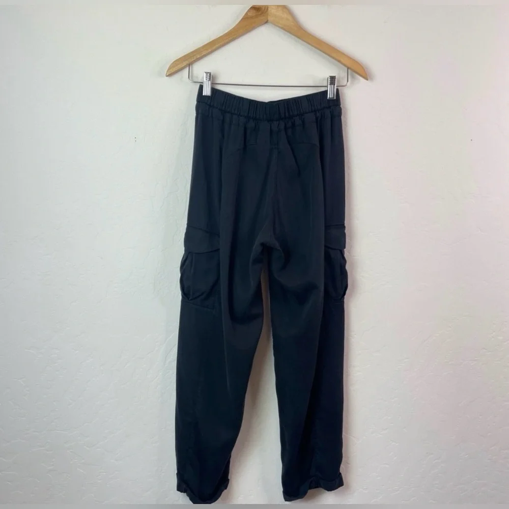 Lululemon Move Lightly Pant 25